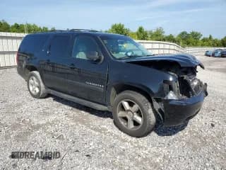 ✅ 2007 Chevrolet Suburban LT • VIN: 3GNFC16J17G146606 • Lot: 63816124. Wystawiony na Copart z przebiegiem Nie podano. Bezpłatny archiwum sprzedaży aukcyjnych z USA i szczegółowy raport historii pojazdu na DreamBid. Zdjęcie 4.