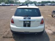 ✅ 2008 MINI Hardtop • VIN: WMWMF33528TU69137 • Lot: 42892223. Listed on IAAI with 63,213 mi. Free auction sales archive from the USA and detailed vehicle history report at DreamBid. Image 16.