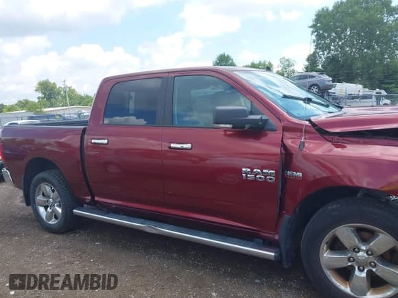 ✅ 2018 Ram 1500 Big Horn • VIN: 3C6RR7LT0JG130909 • Lot: 42958129. Wystawiony na IAAI z przebiegiem 161 032 mil. Bezpłatny archiwum sprzedaży aukcyjnych z USA i szczegółowy raport historii pojazdu na DreamBid. Zdjęcie 13.