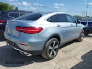 ✅ 2018 Mercedes-Benz GLC 300 • VIN: WDC0J4KB5JF448682 • Lot: 42518285. Wystawiony na IAAI z przebiegiem 35 244 mil. Bezpłatny archiwum sprzedaży aukcyjnych z USA i szczegółowy raport historii pojazdu na DreamBid. Zdjęcie 4.