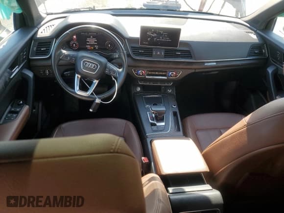 ✅ 2019 Audi Q5 Premium Plus • VIN: WA1BNAFY3K2127016 • Lot: 93379535. Wystawiony na Copart z przebiegiem 53 383 mil. Bezpłatny archiwum sprzedaży aukcyjnych z USA i szczegółowy raport historii pojazdu na DreamBid. Zdjęcie 8.