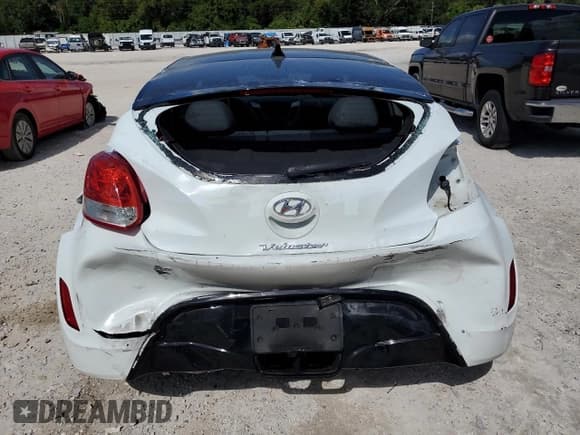 ✅ 2012 Hyundai Veloster w/Red Int • VIN: KMHTC6AD2CU070472 • Lot: 71449064. Wystawiony na Copart z przebiegiem 43 091 mil. Bezpłatny archiwum sprzedaży aukcyjnych z USA i szczegółowy raport historii pojazdu na DreamBid. Zdjęcie 6.