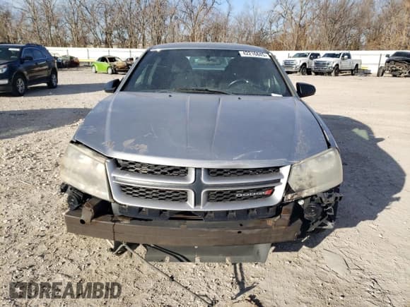 ✅ 2014 Dodge Avenger SE • VIN: 1C3CDZAB5EN224286 • Лот: 42216845. Опубликован ранее на Copart с пробегом 133 970 миль. Бесплатный доступ к архиву аукционных продаж из США и подробный отчёт об истории автомобиля на DreamBid. Изображение 5.