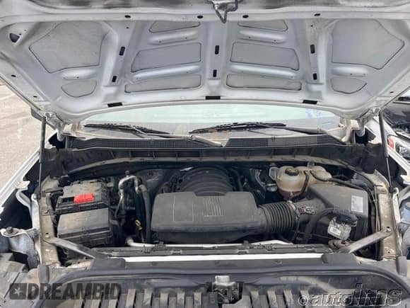 2021 Chevrolet Silverado 1500 Work Truck z VIN 3GCNWAEF8MG164749, wystawiony jako IAAI lot #43632324 z przebiegiem 90 987 mil mil oraz . Historia ofert i sprzedaży dostępna na DreamBid. Obrazek 15.