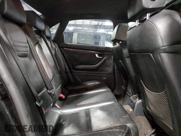 ✅ 2004 Audi S4 • VIN: WAUPL68E44A112595 • Lot: 84021364. Wystawiony na Copart z przebiegiem 134 341 mil. Bezpłatny archiwum sprzedaży aukcyjnych z USA i szczegółowy raport historii pojazdu na DreamBid. Zdjęcie 10.