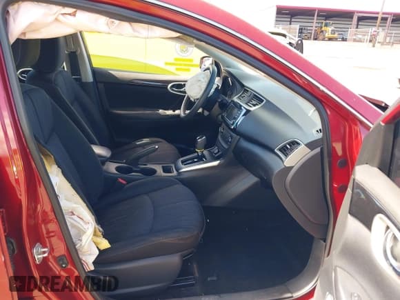 ✅ 2017 Nissan Sentra SL • VIN: 3N1AB7AP7HY379232 • Lot: 42084303. Listed on IAAI with 63,207 mi. Free auction sales archive from the USA and detailed vehicle history report at DreamBid. Image 5.