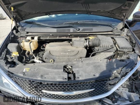 ✅ 2018 Chrysler Pacifica Touring L Plus • VIN: 2C4RC1EG3JR227362 • Лот: 82004145. Опубликован ранее на Copart с пробегом 119 791 миль. Бесплатный доступ к архиву аукционных продаж из США и подробный отчёт об истории автомобиля на DreamBid. Изображение 12.