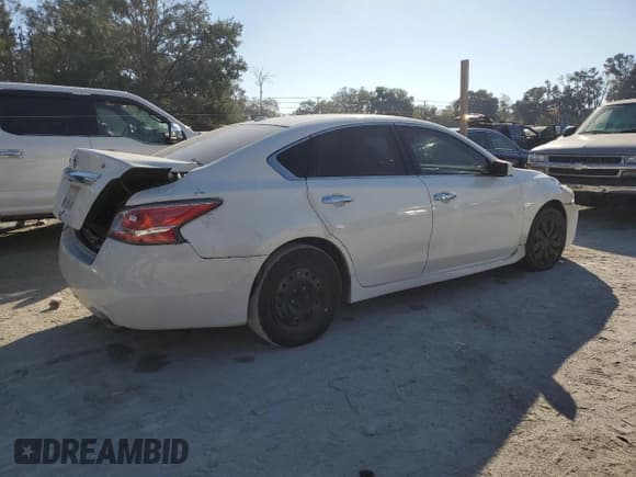 ✅ 2015 Nissan Altima S • VIN: 1N4AL3AP2FC168633 • Лот: 93668675. Опубликован ранее на Copart с пробегом 152 245 миль. Бесплатный доступ к архиву аукционных продаж из США и подробный отчёт об истории автомобиля на DreamBid. Изображение 3.