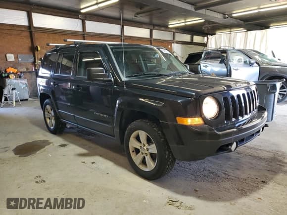 ✅ 2017 Jeep Patriot Sport SE • VIN: 1C4NJRBB9HD212566 • Lot: 59255155. Listed on Copart with 103,290 mi. Free auction sales archive from the USA and detailed vehicle history report at DreamBid. Image 4.
