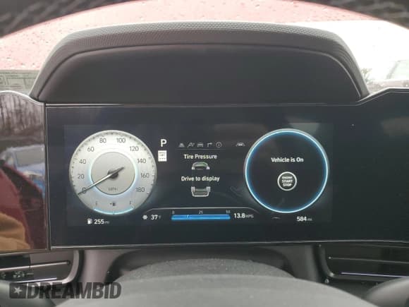 ✅ 2025 Hyundai Elantra • VIN: KMHLW4DK7SU024981 • Lot: 44024035. Listed on Copart with 584 mi. Free auction sales archive from the USA and detailed vehicle history report at DreamBid. Image 9.