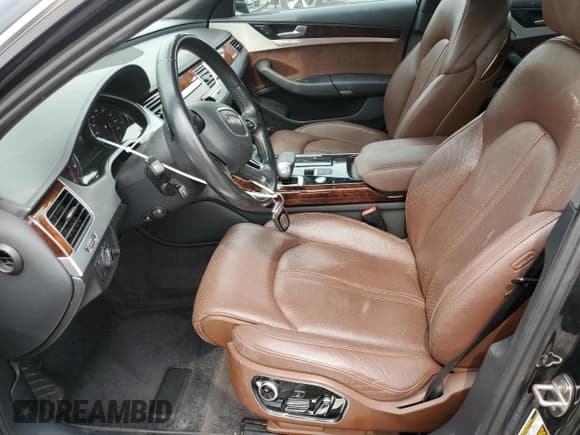 ✅ 2013 Audi A8 3.0L • VIN: WAUAGAFD9DN004330 • Lot: 67595765. Wystawiony na Copart z przebiegiem 169 531 mil. Bezpłatny archiwum sprzedaży aukcyjnych z USA i szczegółowy raport historii pojazdu na DreamBid. Zdjęcie 7.