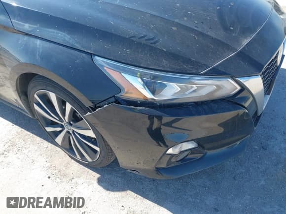 ✅ 2019 Nissan Altima Platinum • VIN: 1N4BL4FV9KC106514 • Лот: 41814447. Опубликован ранее на IAAI с пробегом 137 369 миль. Бесплатный доступ к архиву аукционных продаж из США и подробный отчёт об истории автомобиля на DreamBid. Изображение 6.