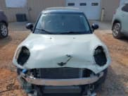 ✅ 2016 MINI Hardtop 4 Door • VIN: WMWXU1C58G2D10752 • Lot: 43271037. Listed on IAAI with 71,947 mi. Free auction sales archive from the USA and detailed vehicle history report at DreamBid. Image 13.