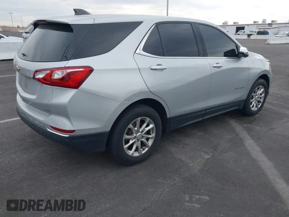 ✅ 2020 Chevrolet Equinox LT • VIN: 2GNAXJEV5L6254767 • Лот: 43697578. Опубликован ранее на IAAI с пробегом 245 690 миль. Бесплатный доступ к архиву аукционных продаж из США и подробный отчёт об истории автомобиля на DreamBid. Изображение 4.