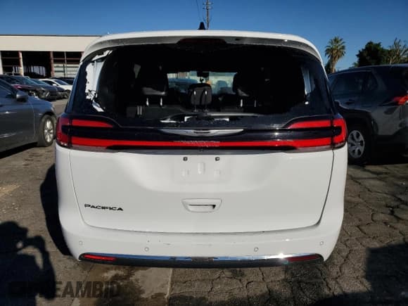 ✅ 2025 Chrysler Pacifica Select • VIN: 2C4RC1BG1SR523454 • Lot: 87038185. Listed on Copart with 23,023 mi. Free auction sales archive from the USA and detailed vehicle history report at DreamBid. Image 6.