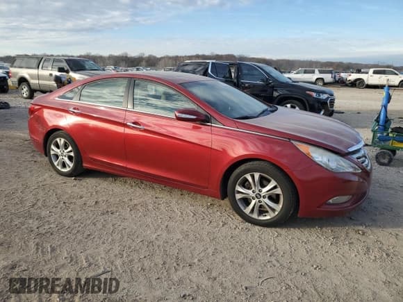 ✅ 2011 Hyundai Sonata Limited • VIN: 5NPEC4AC3BH305169 • Лот: 82424724. Опубликован ранее на Copart с пробегом 126 739 миль. Бесплатный доступ к архиву аукционных продаж из США и подробный отчёт об истории автомобиля на DreamBid. Изображение 4.