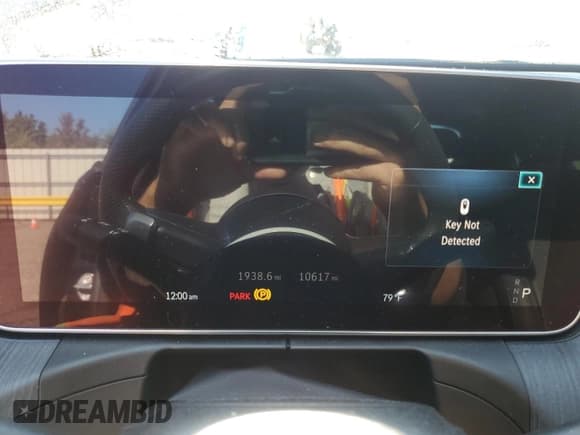 ✅ 2023 Mercedes-Benz C 300 • VIN: W1KAF4HB8PR154127 • Lot: 83807005. Wystawiony na Copart z przebiegiem 10 617 mil. Bezpłatny archiwum sprzedaży aukcyjnych z USA i szczegółowy raport historii pojazdu na DreamBid. Zdjęcie 9.