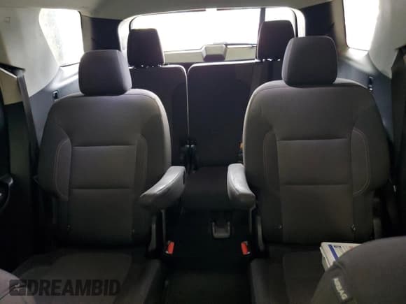 ✅ 2020 Chevrolet Traverse LT Cloth • VIN: 1GNEVMKW0LJ191652 • Лот: 51529025. Опубликован ранее на Copart с пробегом 375 880 миль. Бесплатный доступ к архиву аукционных продаж из США и подробный отчёт об истории автомобиля на DreamBid. Изображение 10.