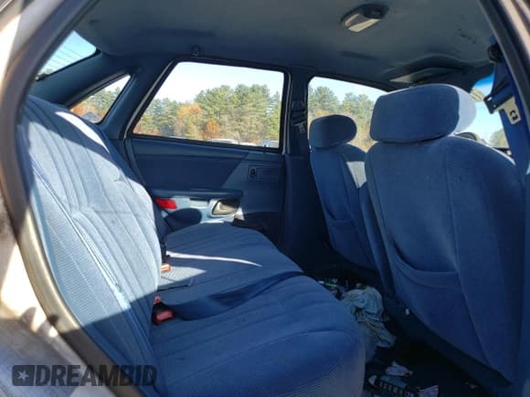 ✅ 1995 Ford Taurus GL • VIN: 1FALP52U6SG103526 • Lot: 77614004. Wystawiony na Copart z przebiegiem 58 551 mil. Bezpłatny archiwum sprzedaży aukcyjnych z USA i szczegółowy raport historii pojazdu na DreamBid. Zdjęcie 10.