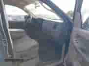 2007 Dodge 1500 ST z VIN 1D7HA18K57J556827, wystawiony jako IAAI lot #43573149 z przebiegiem 189 272 mil mil oraz . Historia ofert i sprzedaży dostępna na DreamBid. Obrazek 5.