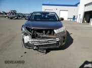 ✅ 2017 Toyota Highlander Hybrid LE • VIN: 5TDBGRFHXHS034879 • Лот: 50402225. Опубликован ранее на Copart с пробегом 88 447 миль. Бесплатный доступ к архиву аукционных продаж из США и подробный отчёт об истории автомобиля на DreamBid. Изображение 12.