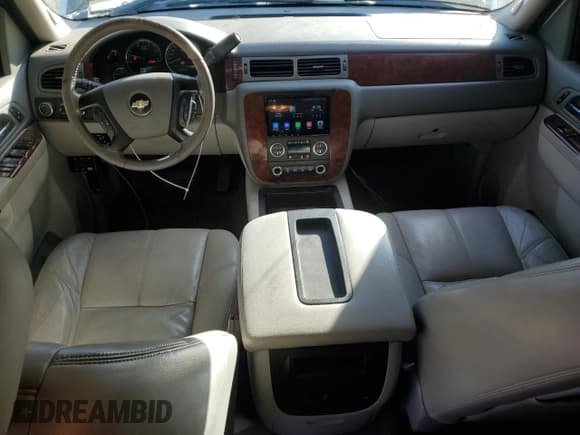 ✅ 2011 Chevrolet Silverado 2500HD LTZ • VIN: 1GC1KYC86BF108363 • Лот: 90917965. Опубликован ранее на Copart с пробегом 234 730 миль. Бесплатный доступ к архиву аукционных продаж из США и подробный отчёт об истории автомобиля на DreamBid. Изображение 8.