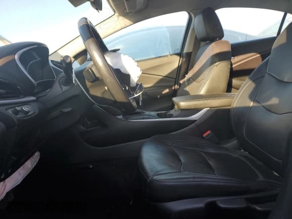 ✅ 2018 Chevrolet Volt LT • VIN: 1G1RC6S54JU127525 • Lot: 63610214. Wystawiony na Copart z przebiegiem 46 626 mil. Bezpłatny archiwum sprzedaży aukcyjnych z USA i szczegółowy raport historii pojazdu na DreamBid. Zdjęcie 7.