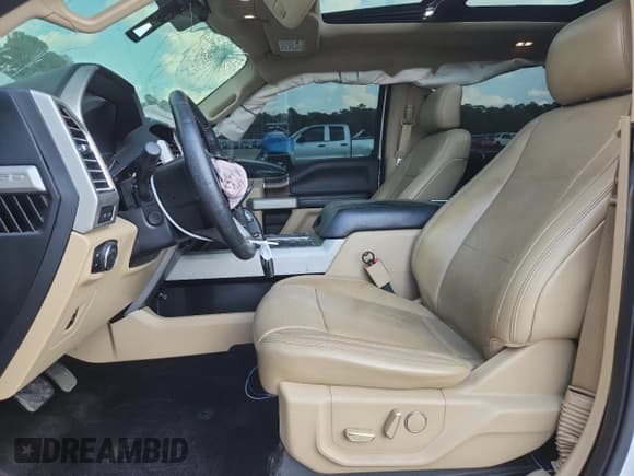 ✅ 2016 Ford F-150 XLT • VIN: 1FTEW1EG1GFD48641 • Lot: 71434015. Listed on Copart with 126,116 mi. Free auction sales archive from the USA and detailed vehicle history report at DreamBid. Image 7.