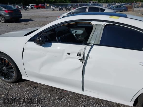 ✅ 2023 Mercedes-Benz CLA 250 • VIN: W1K5J4GB8PN414986 • Lot: 41599100. Listed on IAAI with 15,788 mi. Free auction sales archive from the USA and detailed vehicle history report at DreamBid. Image 6.