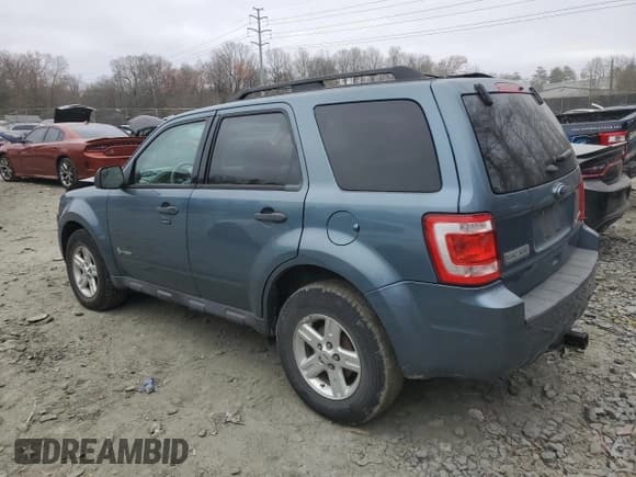 ✅ 2011 Ford Escape Hybrid • VIN: 1FMCU5K32BKB75536 • Лот: 49109355. Опубликован ранее на Copart с пробегом 120 620 миль. Бесплатный доступ к архиву аукционных продаж из США и подробный отчёт об истории автомобиля на DreamBid. Изображение 2.