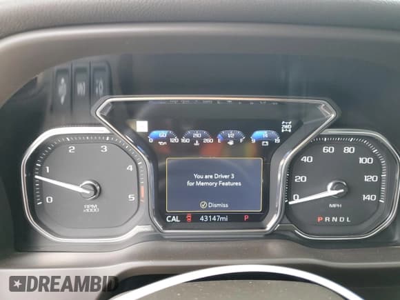 ✅ 2020 GMC Sierra 2500HD Denali • VIN: 1GT49REYXLF232133 • Lot: 47851895. Listed on Copart with 43,147 mi. Free auction sales archive from the USA and detailed vehicle history report at DreamBid. Image 9.