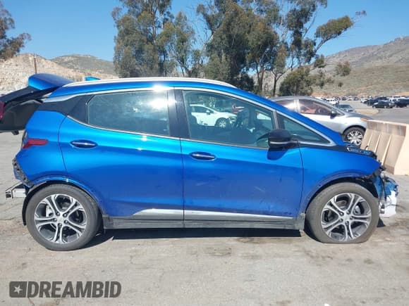 ✅ 2020 Chevrolet Bolt EV Premier • VIN: 1G1FZ6S04L4125895 • Lot: 41637004. Wystawiony na IAAI z przebiegiem 18 548 mil. Bezpłatny archiwum sprzedaży aukcyjnych z USA i szczegółowy raport historii pojazdu na DreamBid. Zdjęcie 14.
