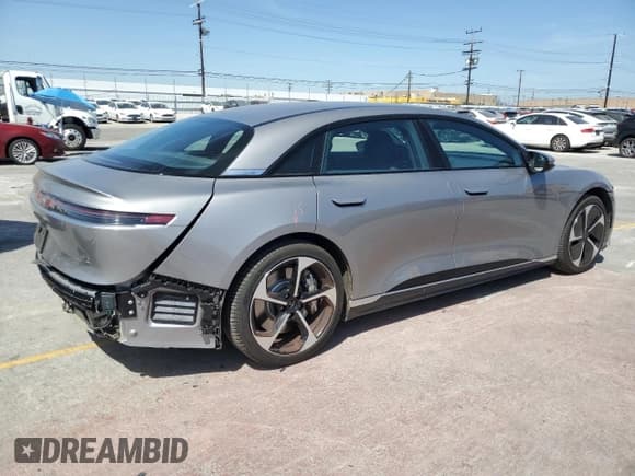 ✅ 2024 Lucid Air Pure • VIN: 50EA1PGA6RA004761 • Lot: 58267915. Wystawiony na Copart z przebiegiem 6 913 mil. Bezpłatny archiwum sprzedaży aukcyjnych z USA i szczegółowy raport historii pojazdu na DreamBid. Zdjęcie 3.
