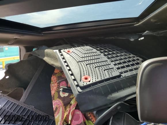 ✅ 2019 Jeep Grand Cherokee Overland • VIN: 1C4RJFCG1KC767373 • Lot: 69255835. Listed on Copart with 82,243 mi. Free auction sales archive from the USA and detailed vehicle history report at DreamBid. Image 10.