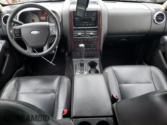 ✅ 2007 Ford Explorer Limited • VIN: 1FMEU75887UA98579 • Лот: 66953095. Опубликован ранее на Copart с пробегом 491 902 миль. Бесплатный доступ к архиву аукционных продаж из США и подробный отчёт об истории автомобиля на DreamBid. Изображение 8.