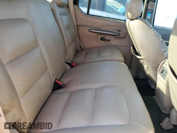 ✅ 2001 Ford Explorer Sport Trac • VIN: 1FMZU77EX1UA94674 • Lot: 67491275. Wystawiony na Copart z przebiegiem 129 999 mil. Bezpłatny archiwum sprzedaży aukcyjnych z USA i szczegółowy raport historii pojazdu na DreamBid. Zdjęcie 10.