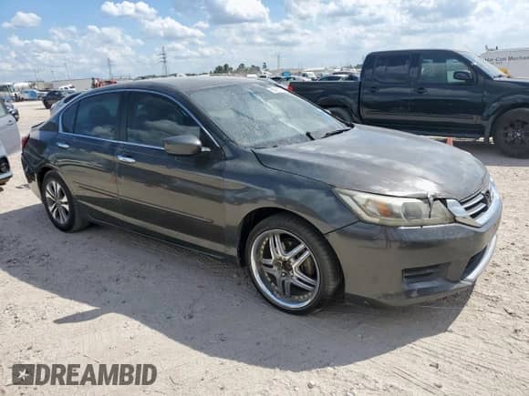 2014 Honda Accord LX with VIN 1HGCR2F31EA152677, listed as a Copart auction lot 85581175 with 253,571 mi miles and Salvage title. Bid and sale history available at DreamBid. Image 4.
