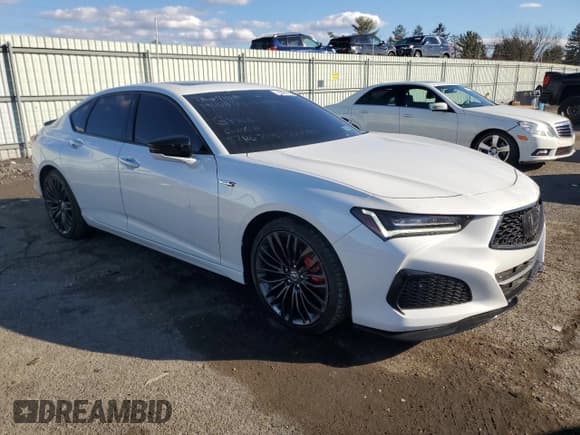 ✅ 2023 Acura TLX Type S • VIN: 19UUB7F0XPA003862 • Lot: 43901785. Listed on Copart with 15,914 mi. Free auction sales archive from the USA and detailed vehicle history report at DreamBid. Image 4.