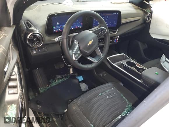 ✅ 2025 Chevrolet Equinox FWD LT • VIN: 3GNAXHEG5SL207128 • Lot: 64487765. Wystawiony na Copart z przebiegiem 3 851 mil. Bezpłatny archiwum sprzedaży aukcyjnych z USA i szczegółowy raport historii pojazdu na DreamBid. Zdjęcie 8.