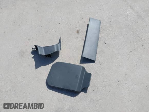 2024 Dodge Durango SRT Hellcat Premium z VIN 1C4SDJH96RC185740, wystawiony jako IAAI lot #42601912 z przebiegiem Nie podano mil oraz . Historia ofert i sprzedaży dostępna na DreamBid. Obrazek 11.