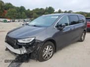 ✅ 2023 Chrysler Pacifica Touring L • VIN: 2C4RC1BG0PR514669 • Lot: 84946015. Wystawiony na Copart z przebiegiem 85 059 mil. Bezpłatny archiwum sprzedaży aukcyjnych z USA i szczegółowy raport historii pojazdu na DreamBid. Zdjęcie 1.