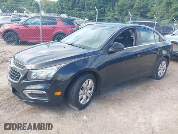 ✅ 2016 Chevrolet Cruze LT • VIN: 1G1PE5SB1G7147210 • Lot: 42985811. Listed on IAAI with 107,935 mi. Free auction sales archive from the USA and detailed vehicle history report at DreamBid. Image 2.