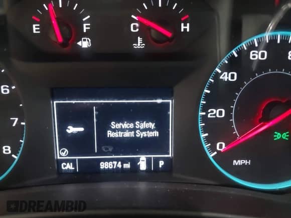 2018 Chevrolet Equinox LT with VIN 2GNAXSEV1J6238889, listed as a IAAI auction lot 43272942 with 98,674 mi miles and . Bid and sale history available at DreamBid. Image 15.