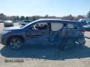 ✅ 2018 Toyota Highlander LE • VIN: 5TDBZRFH9JS837716 • Lot: 42075645. Listed on IAAI with 36,893 mi. Free auction sales archive from the USA and detailed vehicle history report at DreamBid. Image 15.