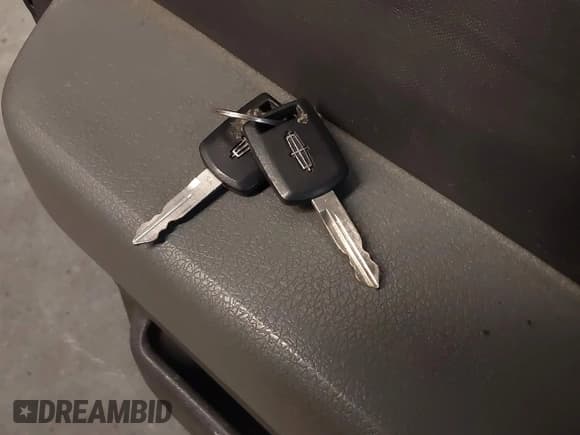 ✅ 2013 Ford F-150 XL • VIN: 1FTEX1CM7DFC23693 • Lot: 42330457. Listed on IAAI with 254,383 mi. Free auction sales archive from the USA and detailed vehicle history report at DreamBid. Image 11.