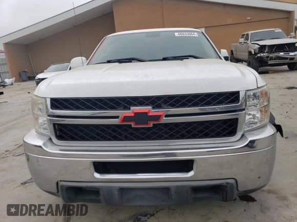 ✅ 2011 Chevrolet Silverado 1500 Work Truck • VIN: 1GCNCPE05BZ164633 • Lot: 66033064. Listed on Copart with 277,797 mi. Free auction sales archive from the USA and detailed vehicle history report at DreamBid. Image 5.