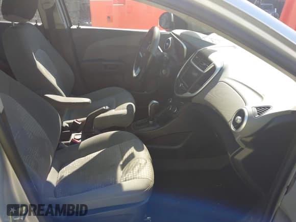 ✅ 2017 Chevrolet Sonic LS • VIN: 1G1JB5SG5H4174777 • Lot: 43215954. Listed on IAAI with 154,486 mi. Free auction sales archive from the USA and detailed vehicle history report at DreamBid. Image 5.