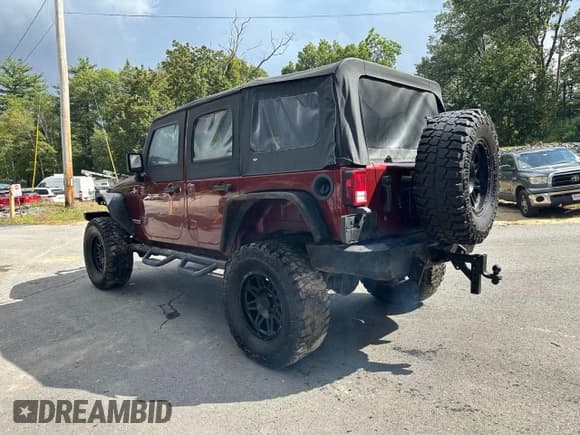 ✅ 2008 Jeep Wrangler Unlimited Rubicon • VIN: 1J8GA69198L599929 • Lot: 71301415. Wystawiony na Copart z przebiegiem 234 168 mil. Bezpłatny archiwum sprzedaży aukcyjnych z USA i szczegółowy raport historii pojazdu na DreamBid. Zdjęcie 2.