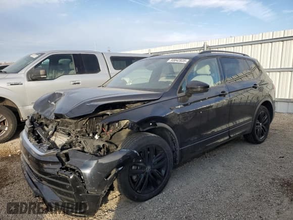✅ 2022 Volkswagen Tiguan SE R-Line Black • VIN: 3VV8B7AX4NM011655 • Lot: 93042835. Wystawiony na Copart z przebiegiem 32 455 mil. Bezpłatny archiwum sprzedaży aukcyjnych z USA i szczegółowy raport historii pojazdu na DreamBid. Zdjęcie 1.