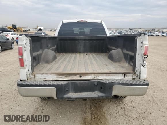 ✅ 2014 Ford F-150 XL • VIN: 1FTVX1EF8EKE15258 • Лот: 84421685. Опубликован ранее на Copart с пробегом 216 256 миль. Бесплатный доступ к архиву аукционных продаж из США и подробный отчёт об истории автомобиля на DreamBid. Изображение 6.